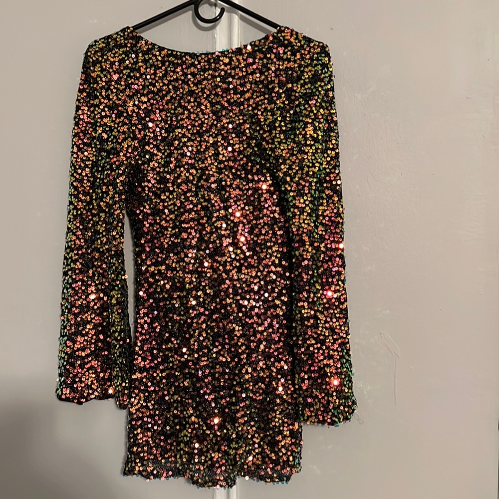 HP!! 🎉NWT Sequins Mini Dress